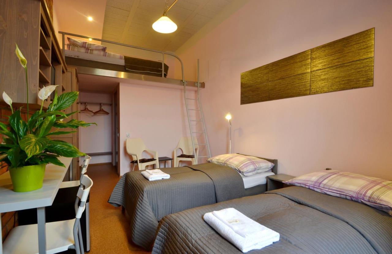 Bed&Breakfast Mikunda Chrzanow Ngoại thất bức ảnh